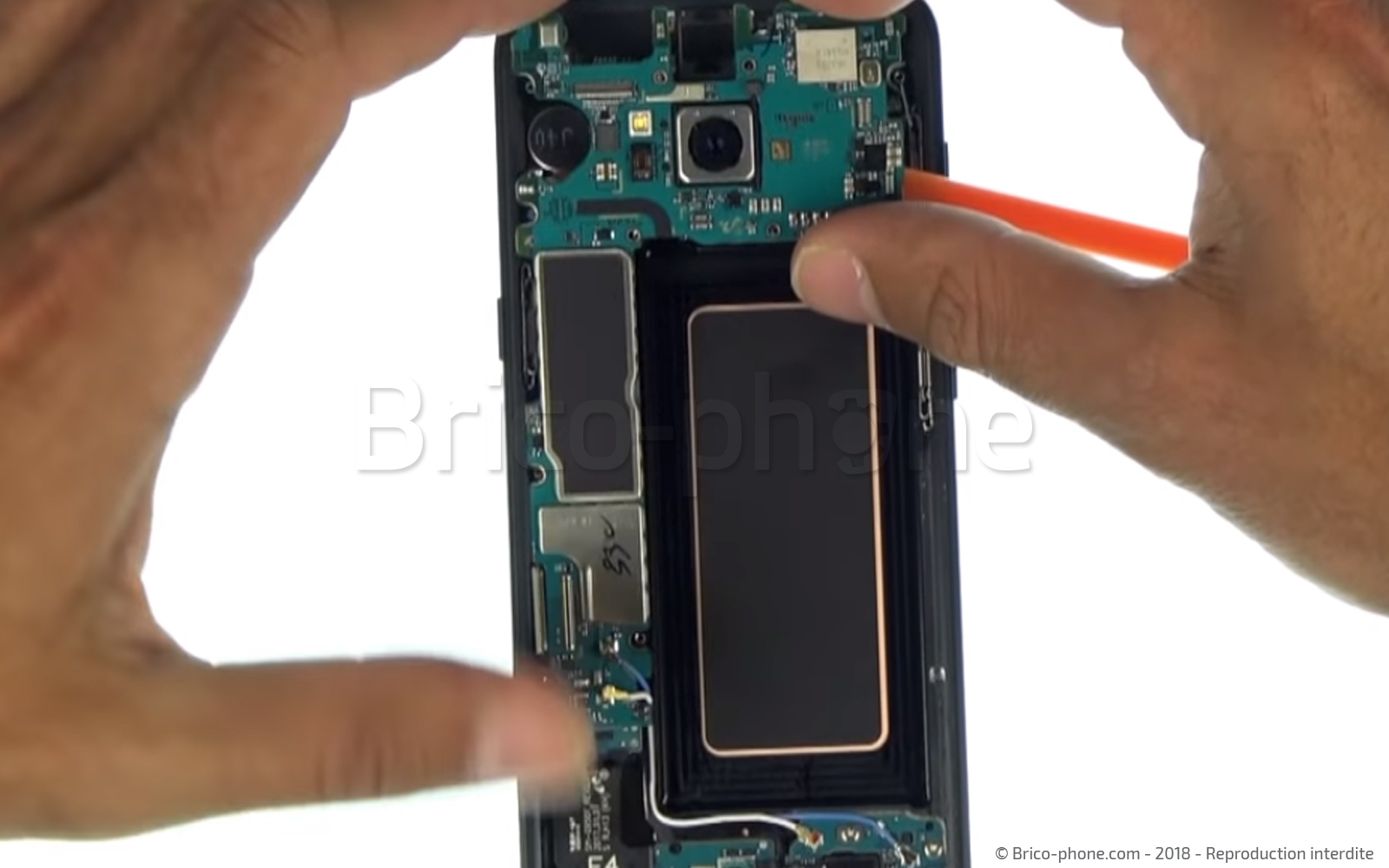 Changement d'écran (vitre+AMOLED) sur Galaxy S8 photo 4